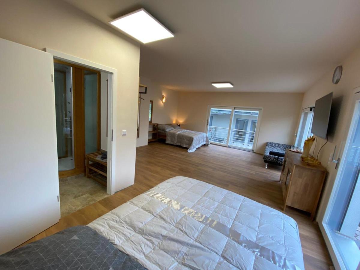 Villa-Seerose Koln Bagian luar foto