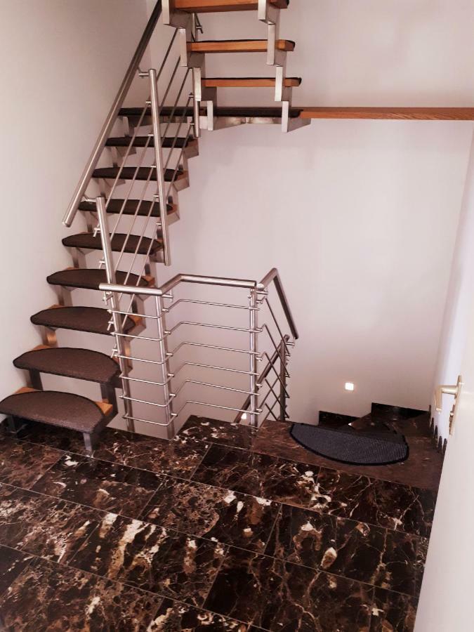 Villa-Seerose Koln Bagian luar foto